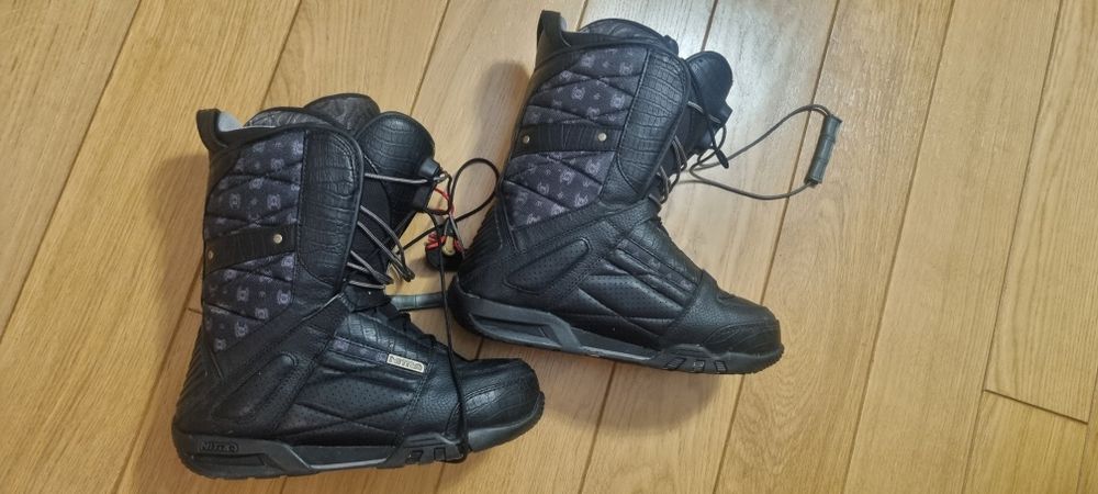 Buty na snowboard Nitro 41.5 damskie
