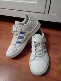 Adidas rozmiar 33