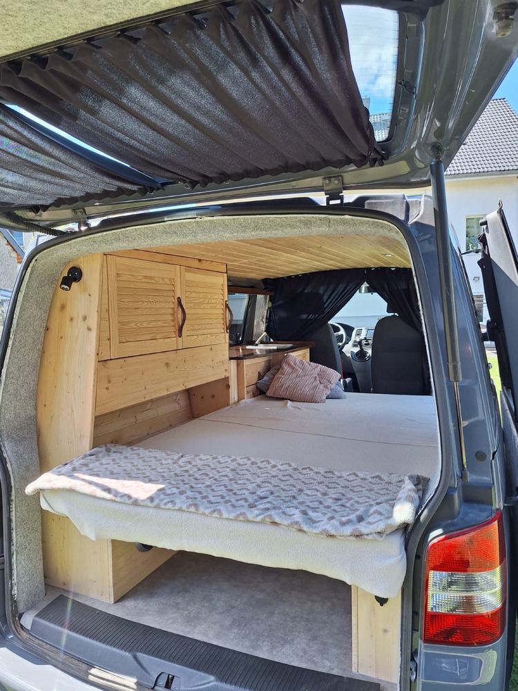 VW T5 Transporter - Camper