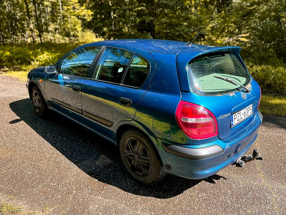 Nissan Almera 2001