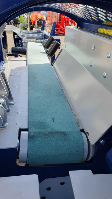 Piło-Łuparka Tajfun RCA 400 Joy opcja  Stół podawczy, Odciąg trocin