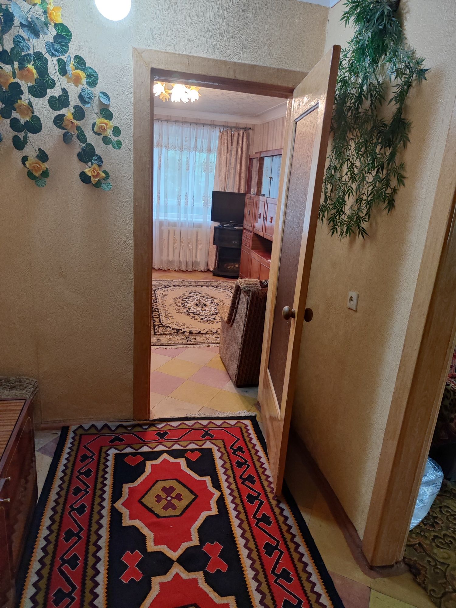 Продам 3 комнатную квартиру