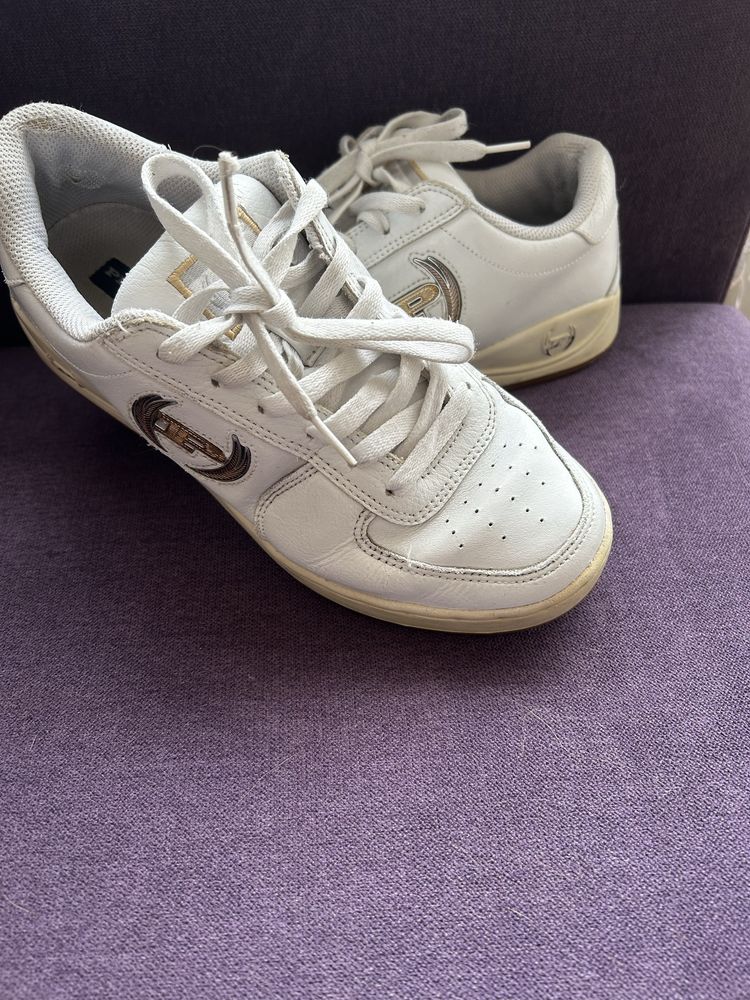 Phat farm shoes vintage (etnies, buffalo, dc shoes, airwalk,)