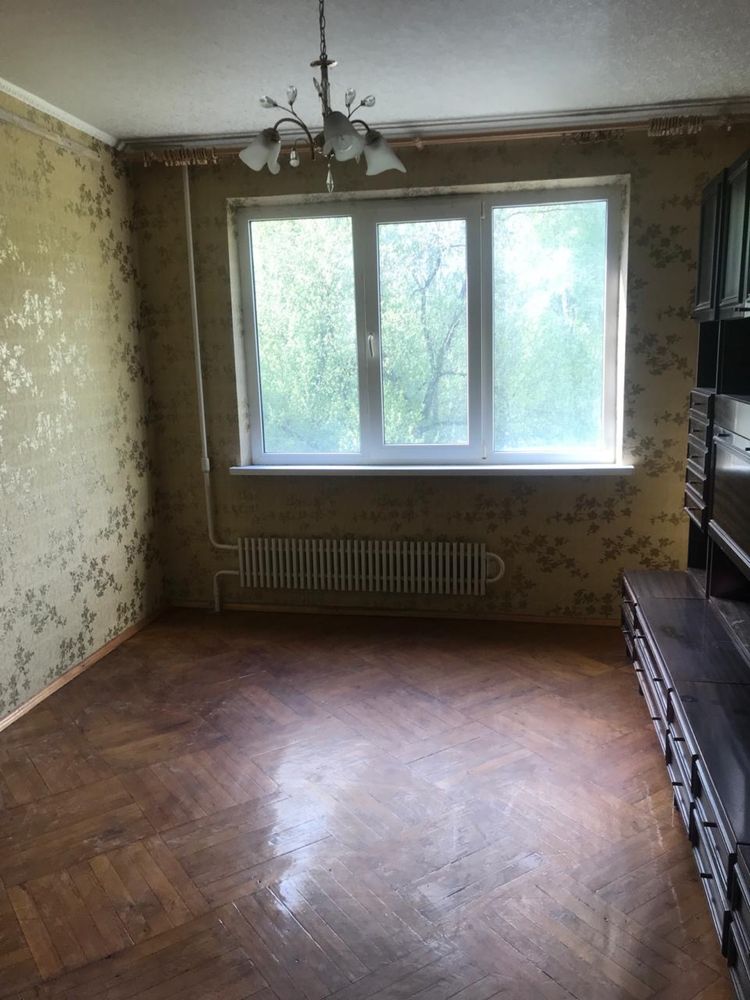 Продам 3-х комнатная квартира от собственника метро Академика Павлова