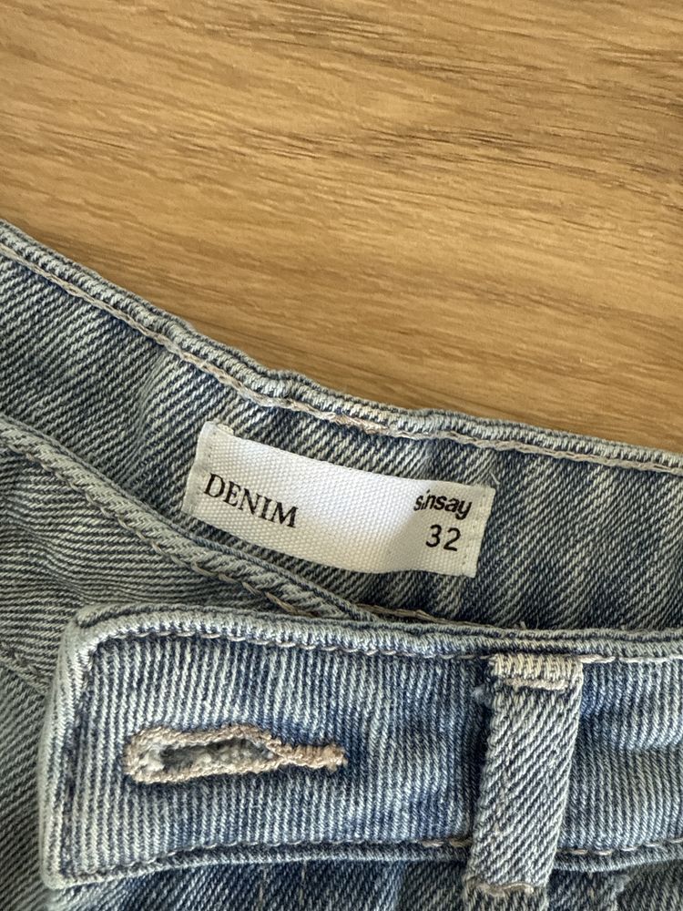 Widel Leg spodnie jesnsowe 32 xxs szerokie