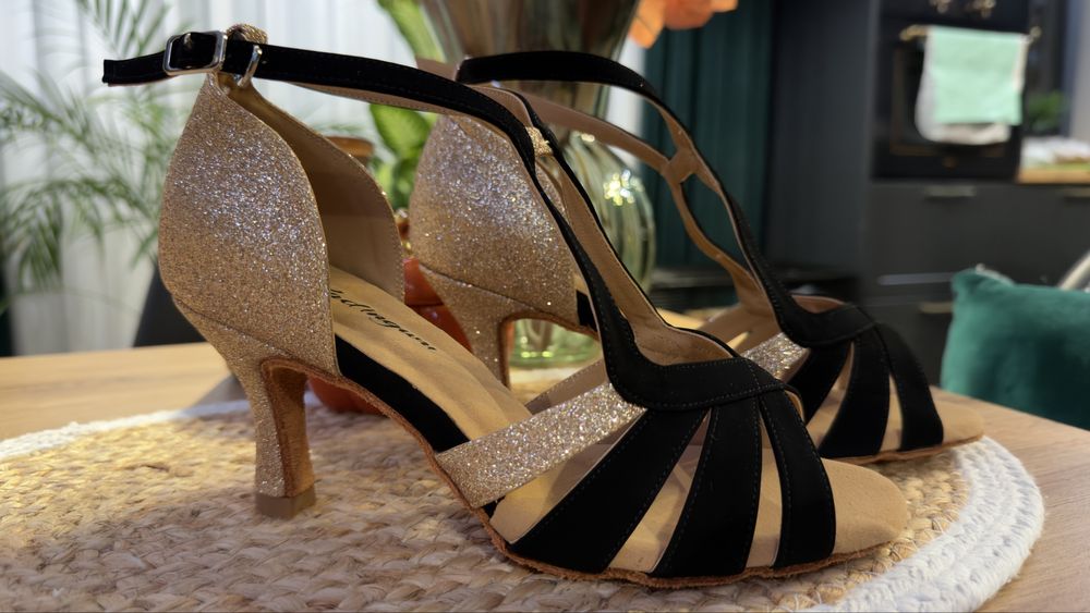 Buty damskie skórzane na obcasie do tańca ślubne wygodne bachata latin