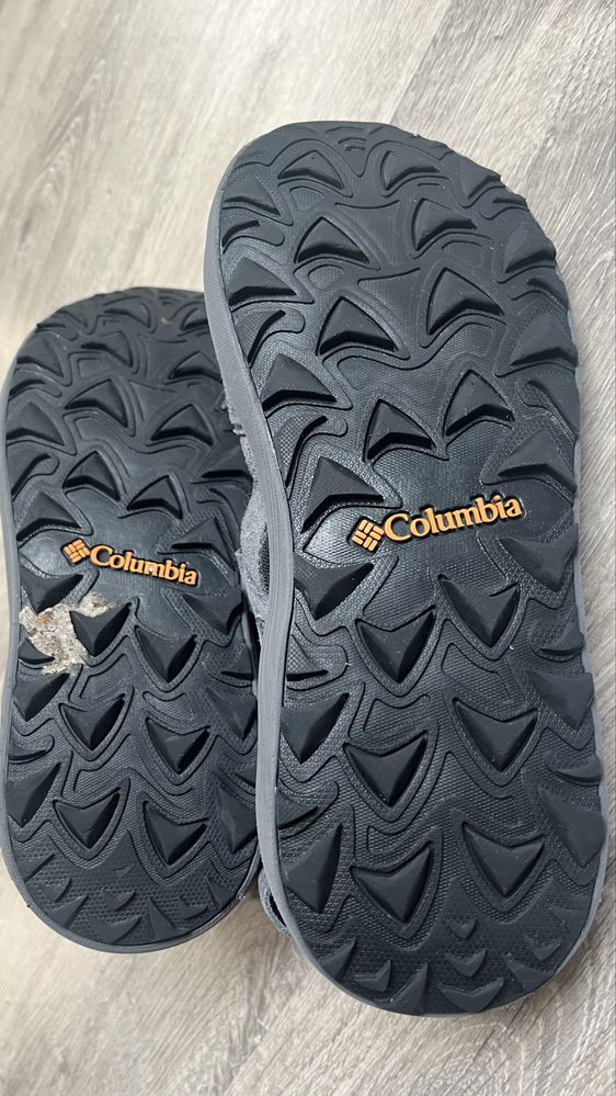 Columbia sandały zamsz jak nowe 43