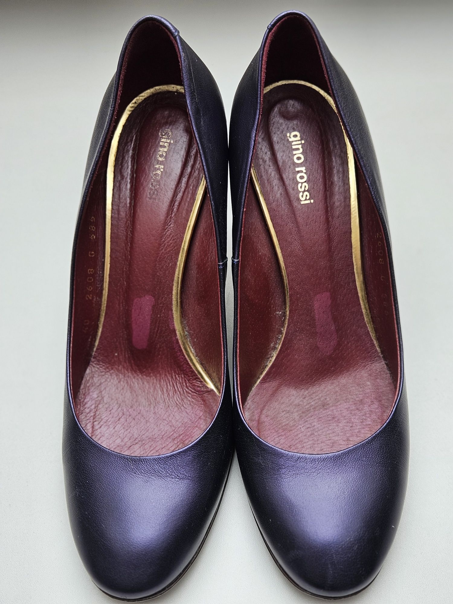 Buty na obcasie damskie Gino Rossi rozm.40