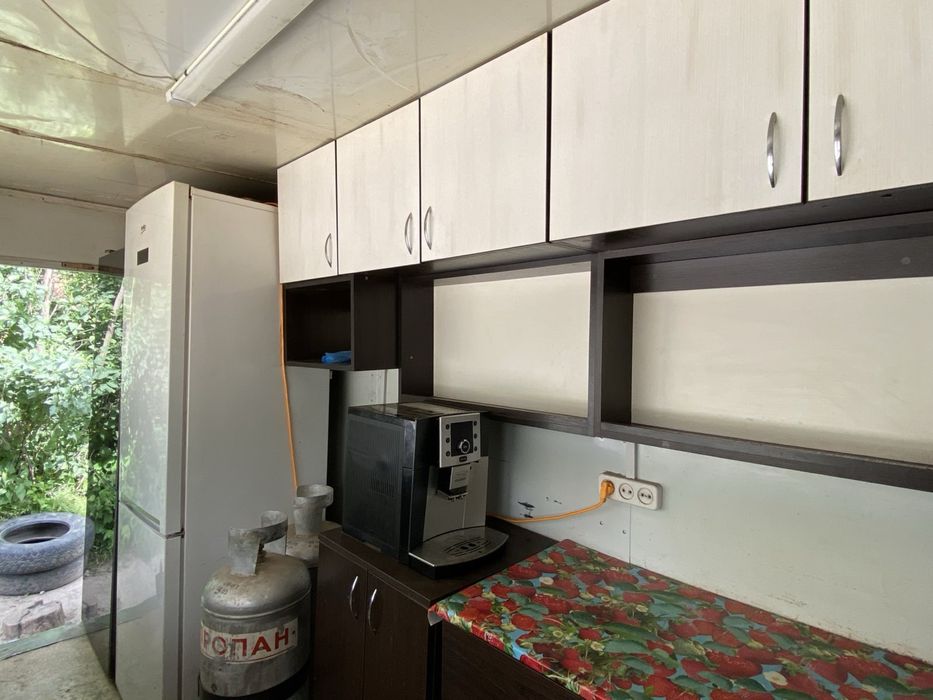 Торговый прицеп на колесах , Киоски Маф