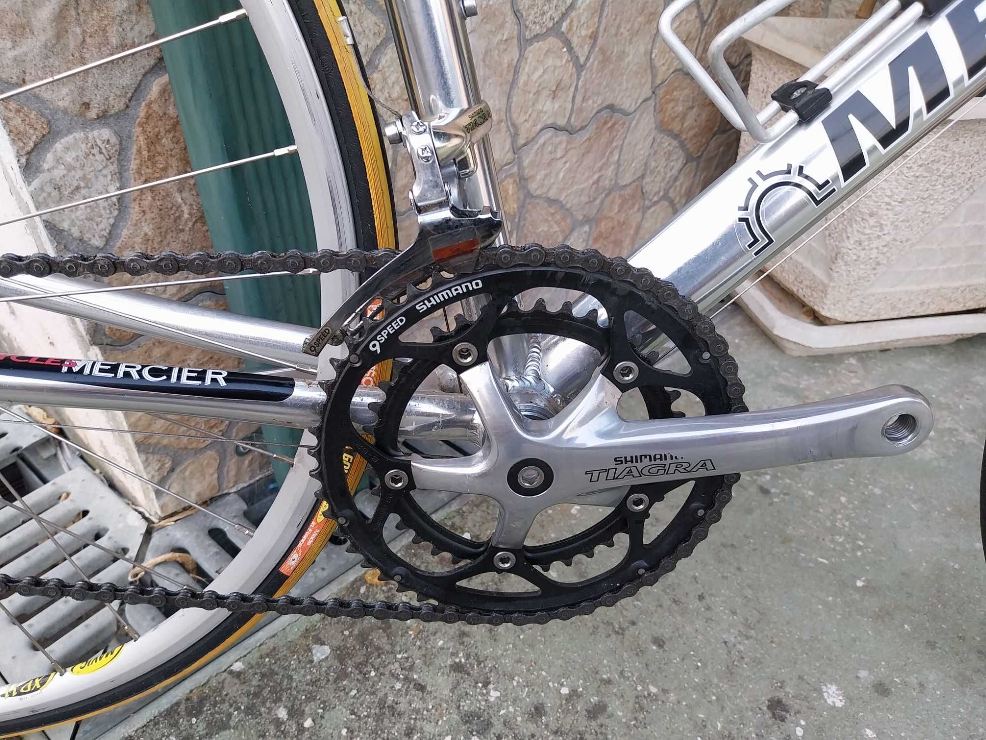Bicicleta de estrada Mercier.