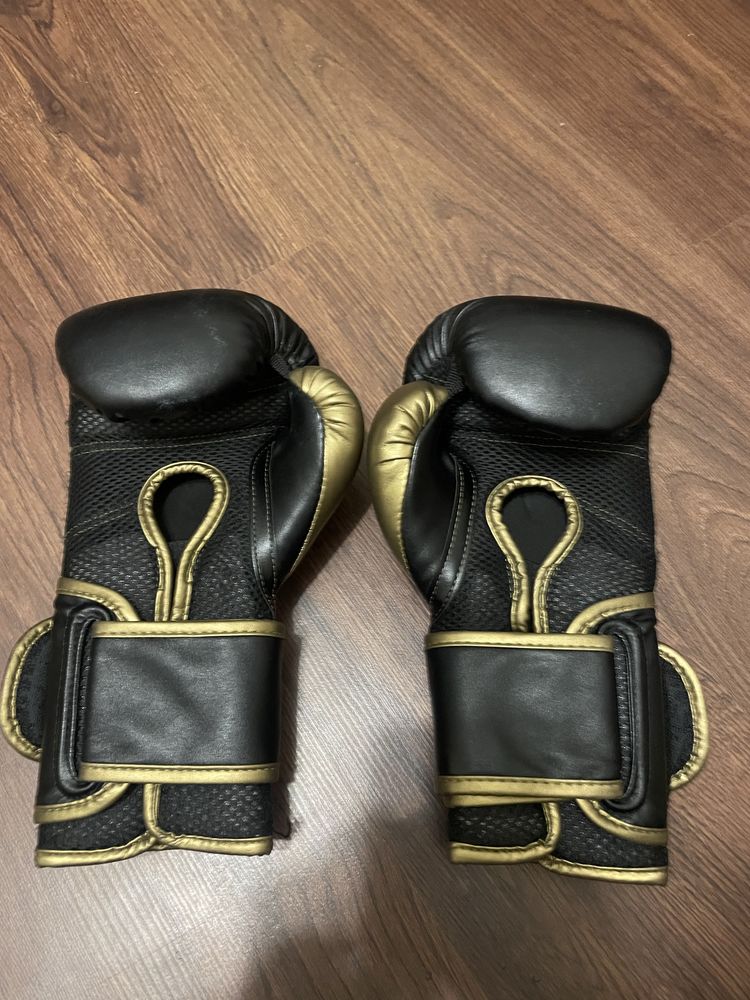 Боксерські рукавиці EVERLAST