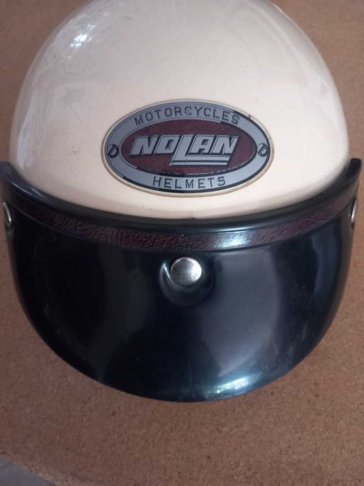 Capacete da marca NOLAN