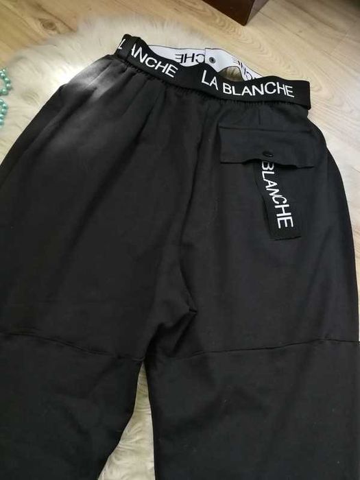 Spodnie dresowe kieszenie taśma