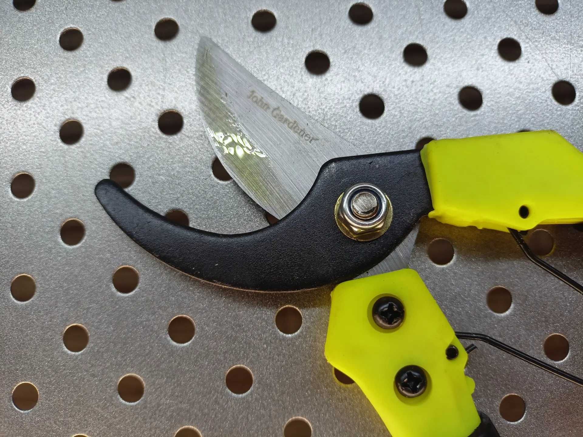 Sekator ogrodniczy plastikowa rączka 200mm Geko Sekator do ogrodu