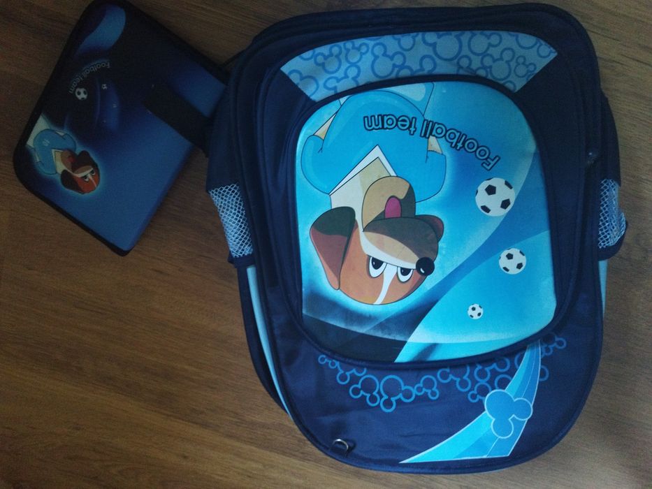 Plecak i piórnik szkolny przedszkole pies footbal team 38/30cm