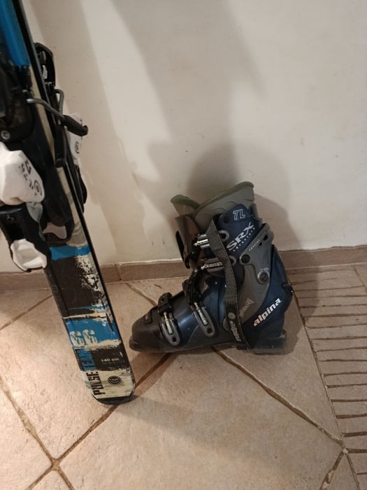 Narty z butami nr 38,długość 140 cm