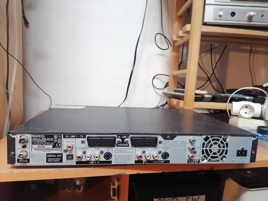 Nagrywarka Sony RDR-HX710