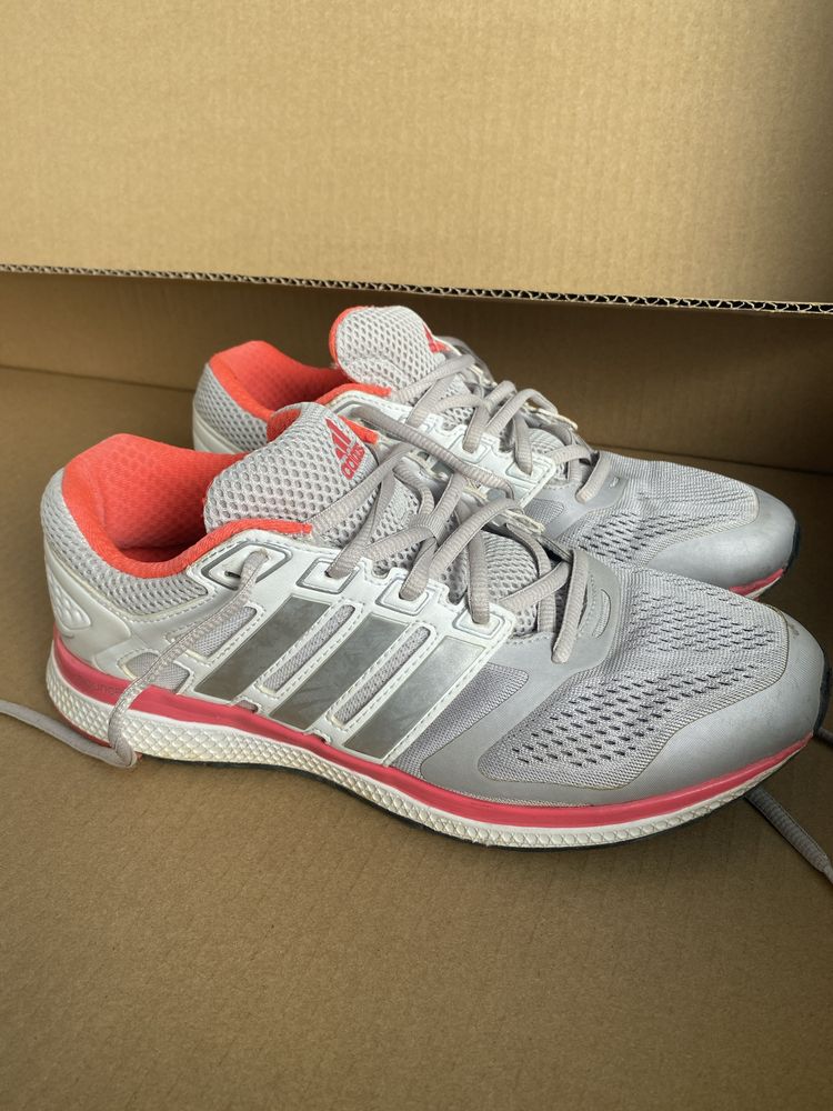 Ténis Adidas rosa (40)