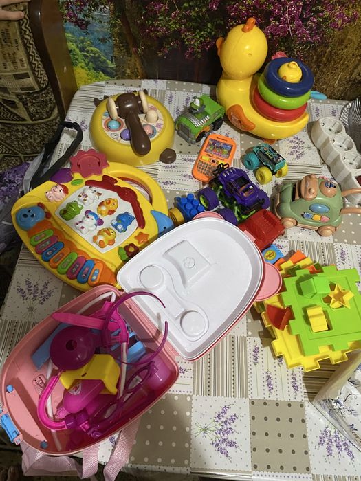 Дитячі іграшки.