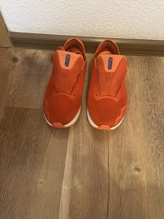 Чоловічі кросівки