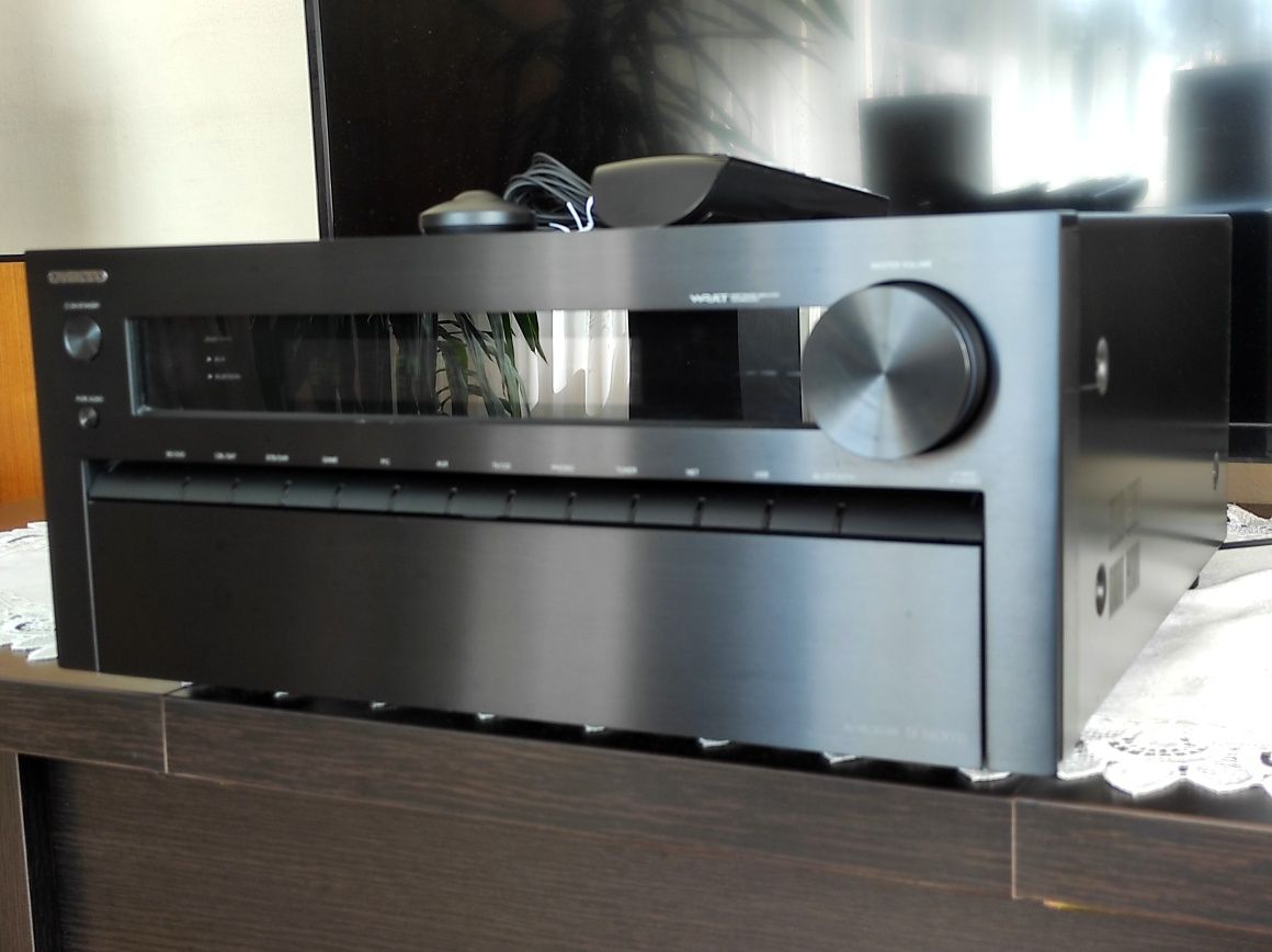 Onkyo TX-NR3030, potężny amplituner 11.2