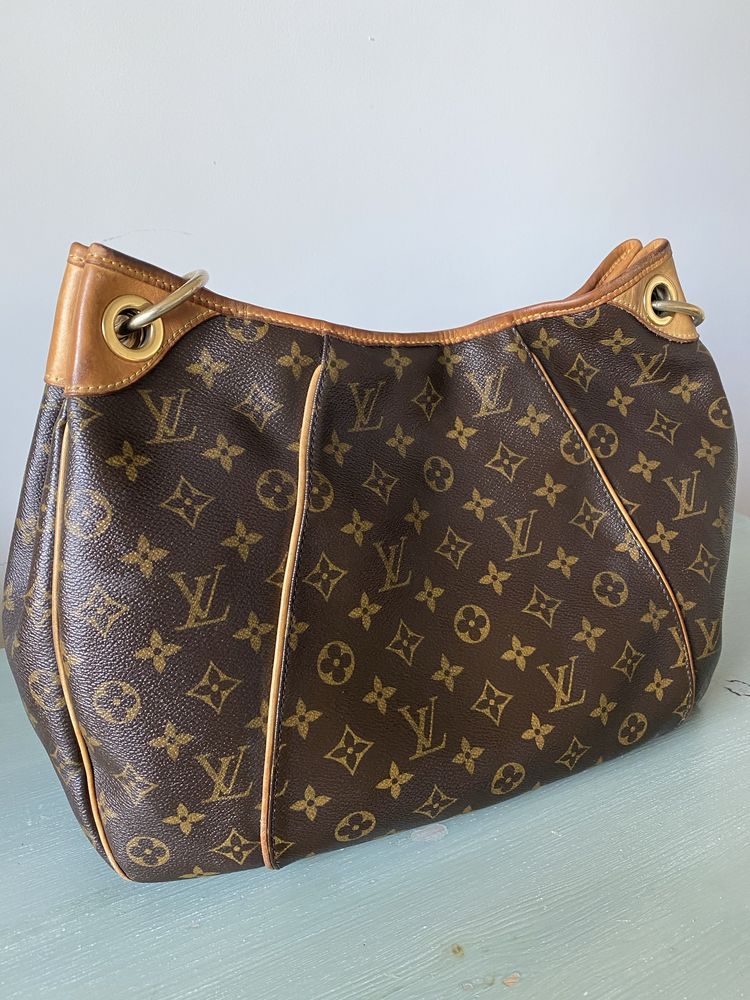 Louis Vuitton Galliera PM