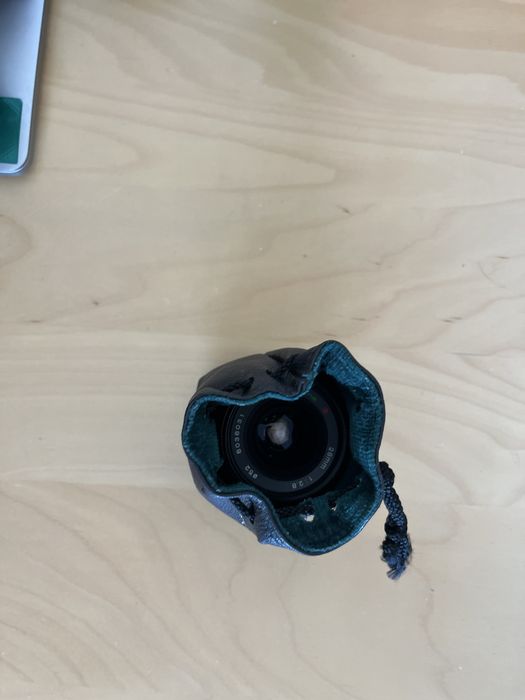 Lente Tokina 28mm 2.8