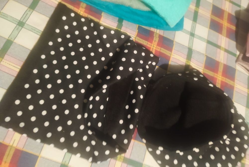 Теплые новые шапки все по 199