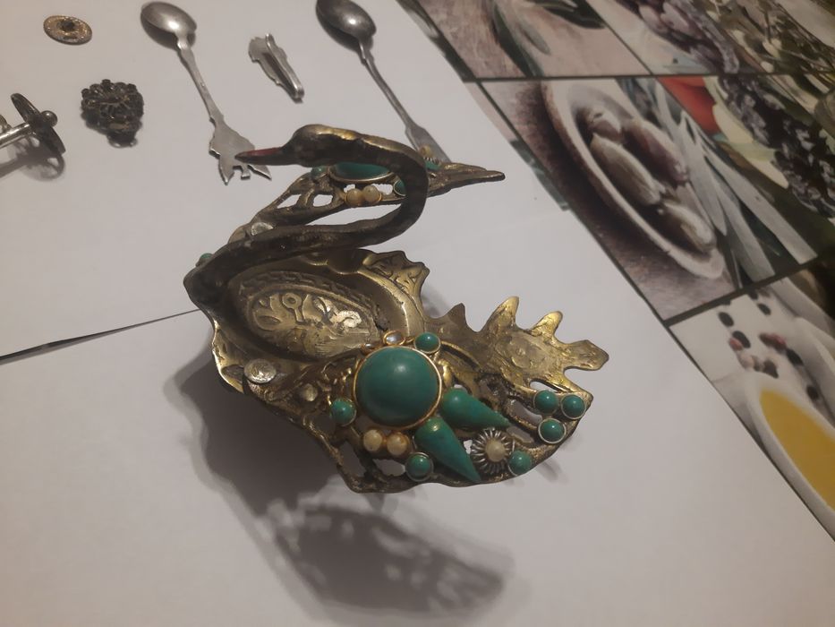 Старовинна латунна попільничка лебідь