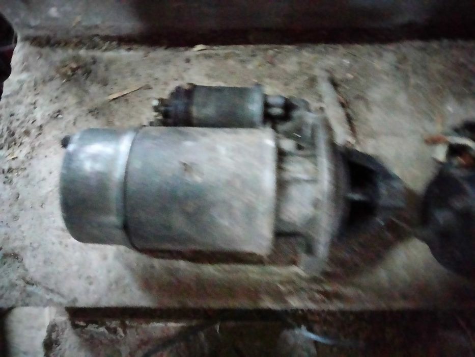 Стартери Бате і редукторний змз 406