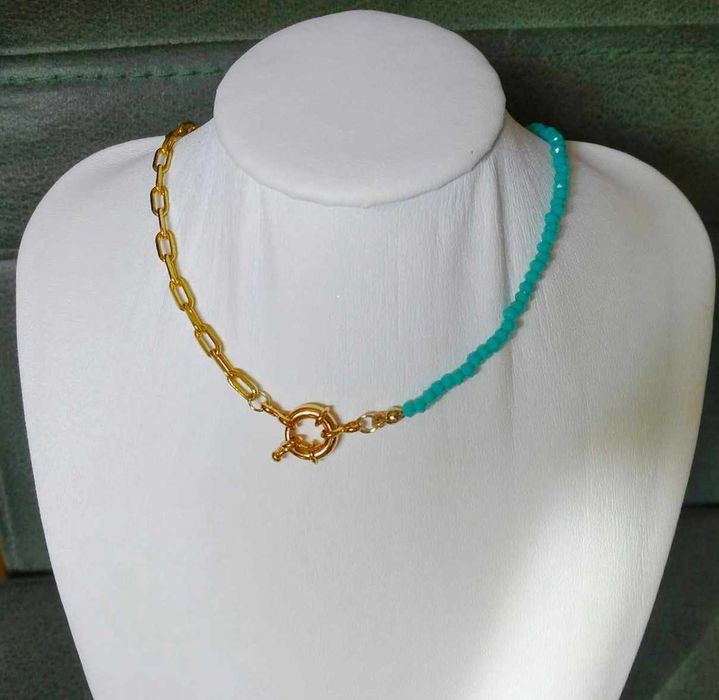 Colar Aço e Metade  Contas Vidro Facetado Azul Claro NOVO - SALDO