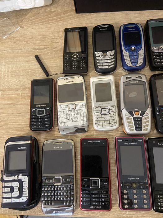 Кнопочные мобильнае телефоны SE, Simens, Nokia