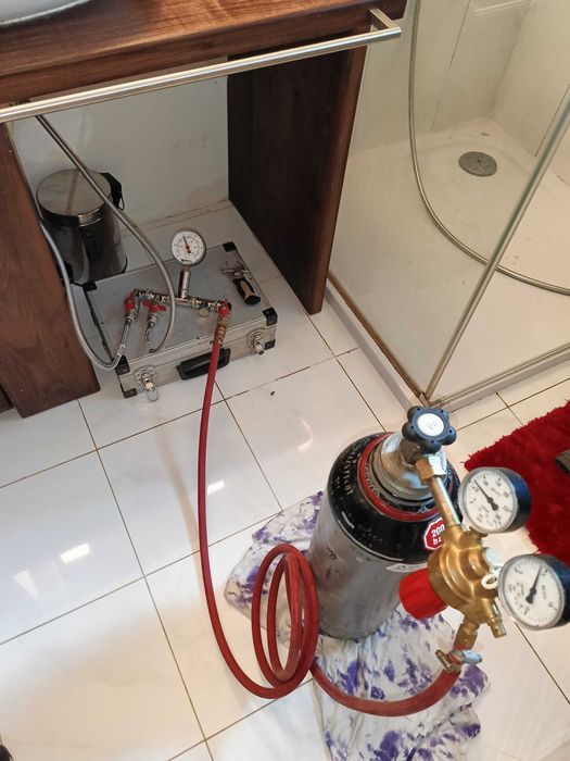 Lokalizacja wycieków wody, poszukiwanie przecieków - naprawa awarii