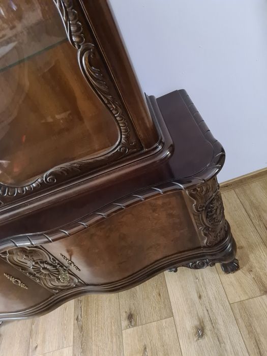 Kredens witryna komoda na lwich łapach