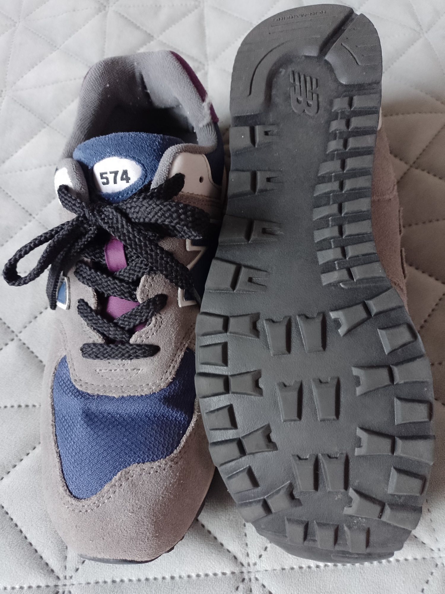 Buty chłopięce New balance Rozmiar 40