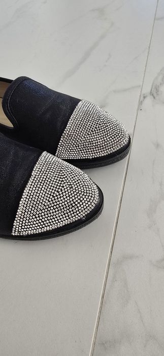 Buty z cyrkoniami rozmiar 39