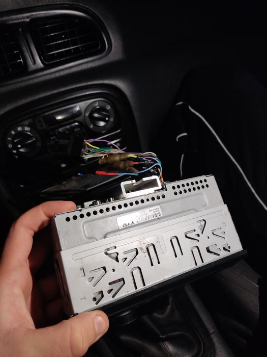 Магнітола Pioneer MVH-S120UI