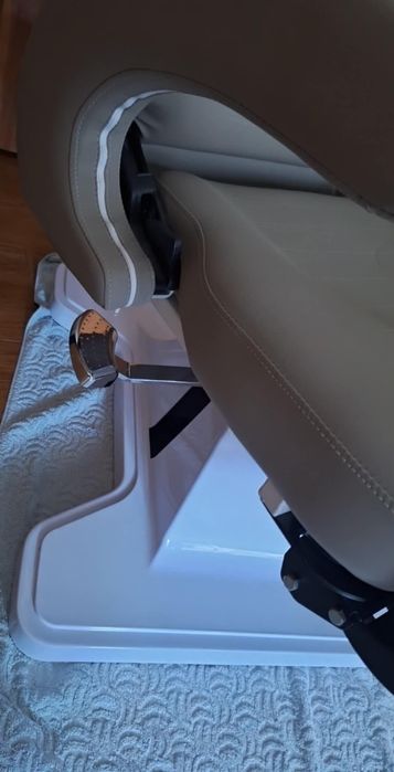 Fotel podologiczny pneumatyczny