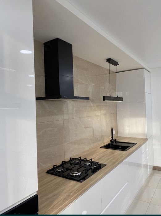 Продам двокімнатну квартиру в новобудові