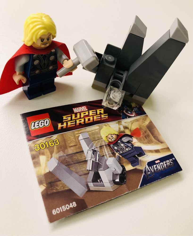 Lego 30163 Marvel Thor and The CosmicCube