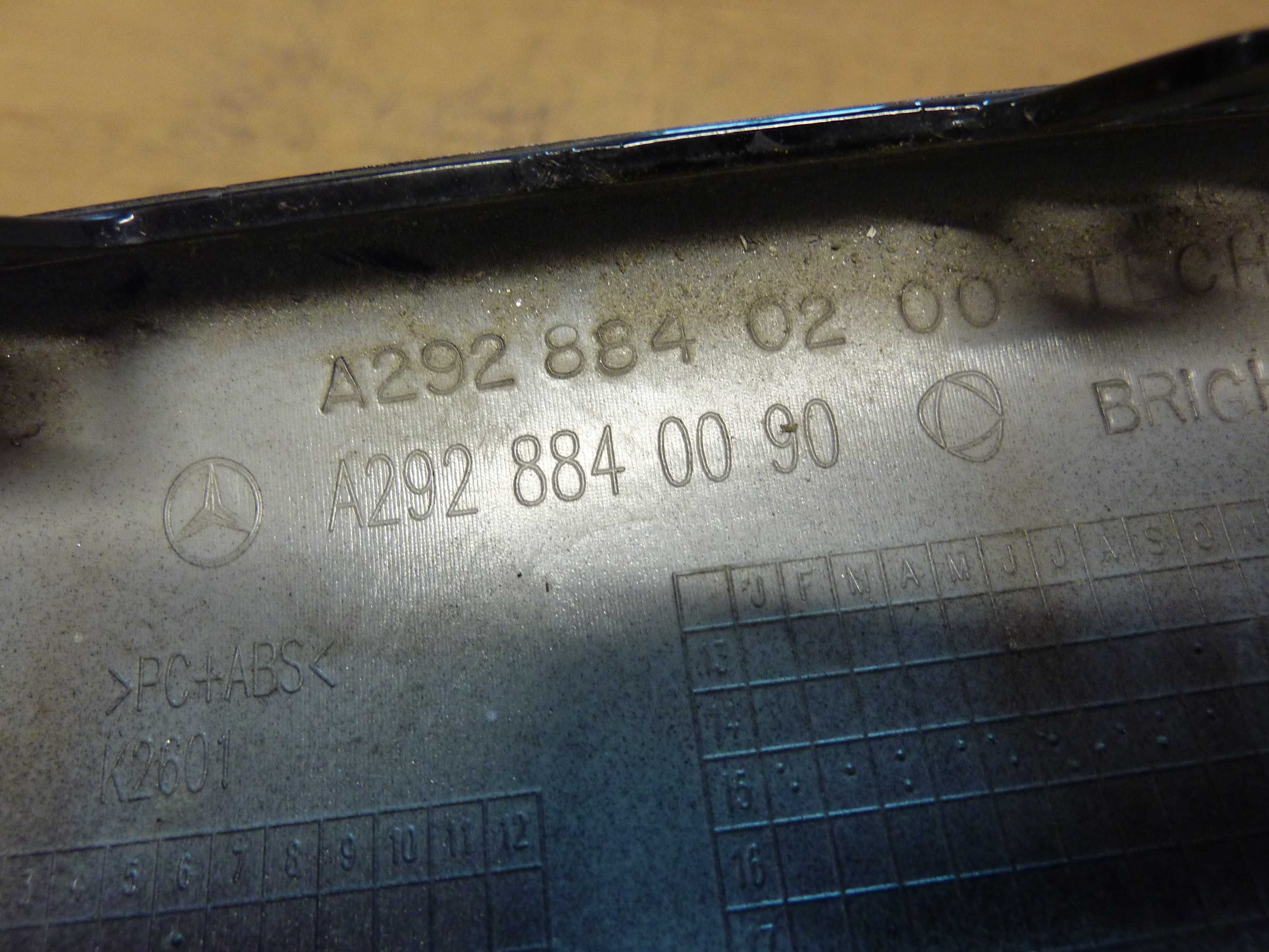 MERCEDES GLE W292 dokładka zderzaka tył SPOILER A292.884.0090 ładna
