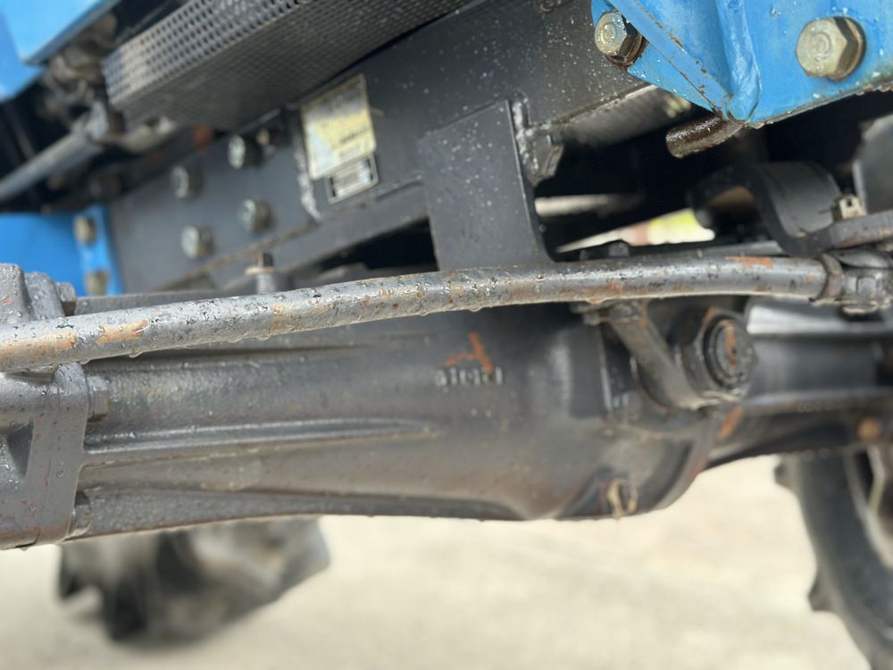 Mitsubishi MT2801 + ładowacz tur samopoziomujący 28km 4x4 Rewers wspom