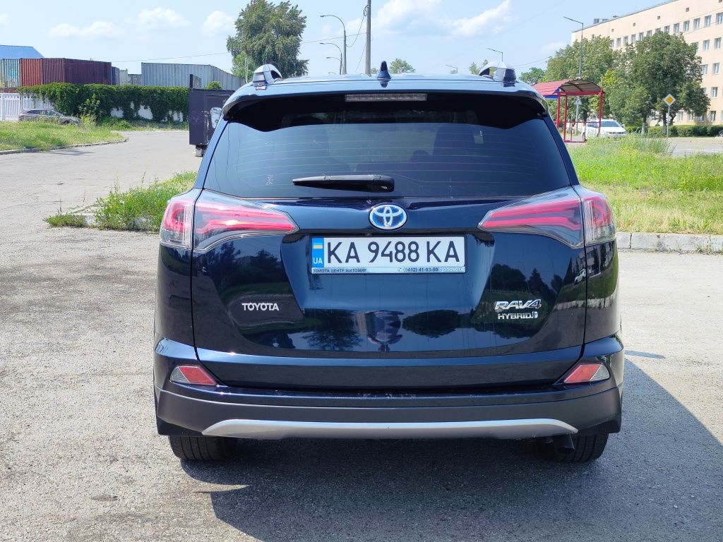 Toyota rav4 hybrid 2017 офіційна на гарантії