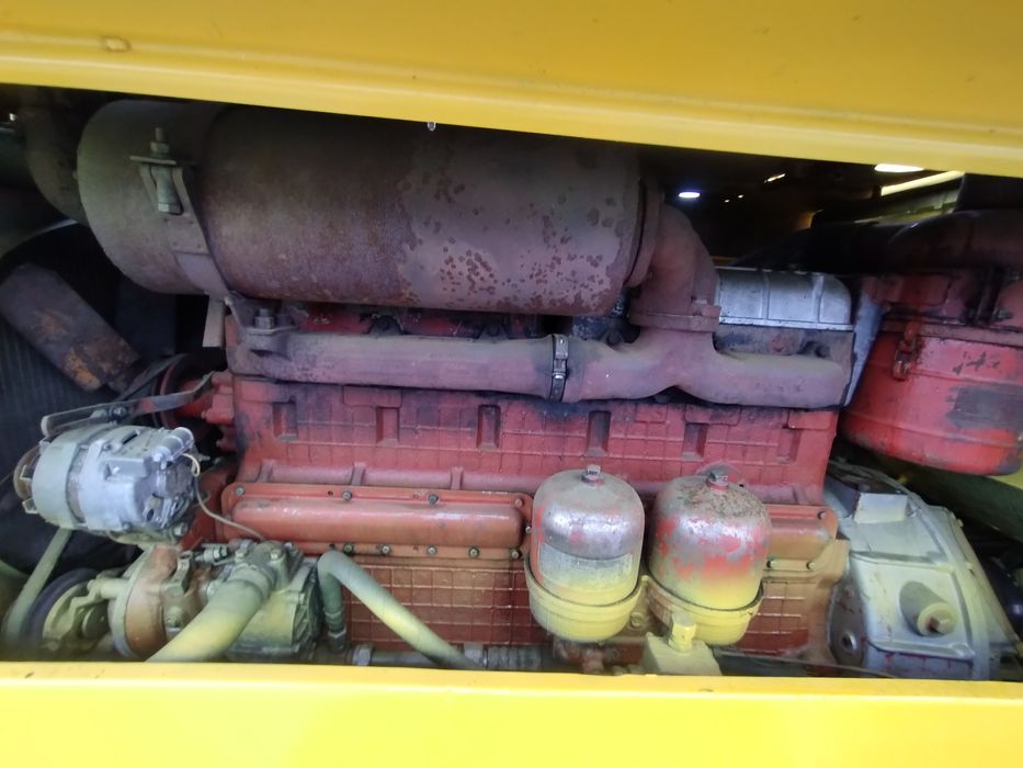 Продам автогрейдер Дз 122