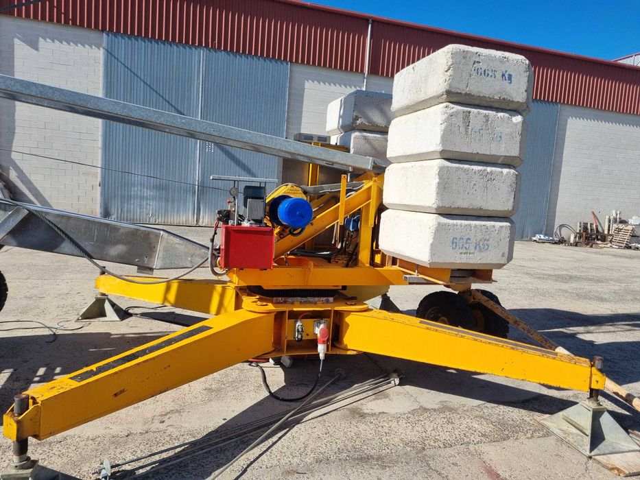 Grua automontante hidraulica