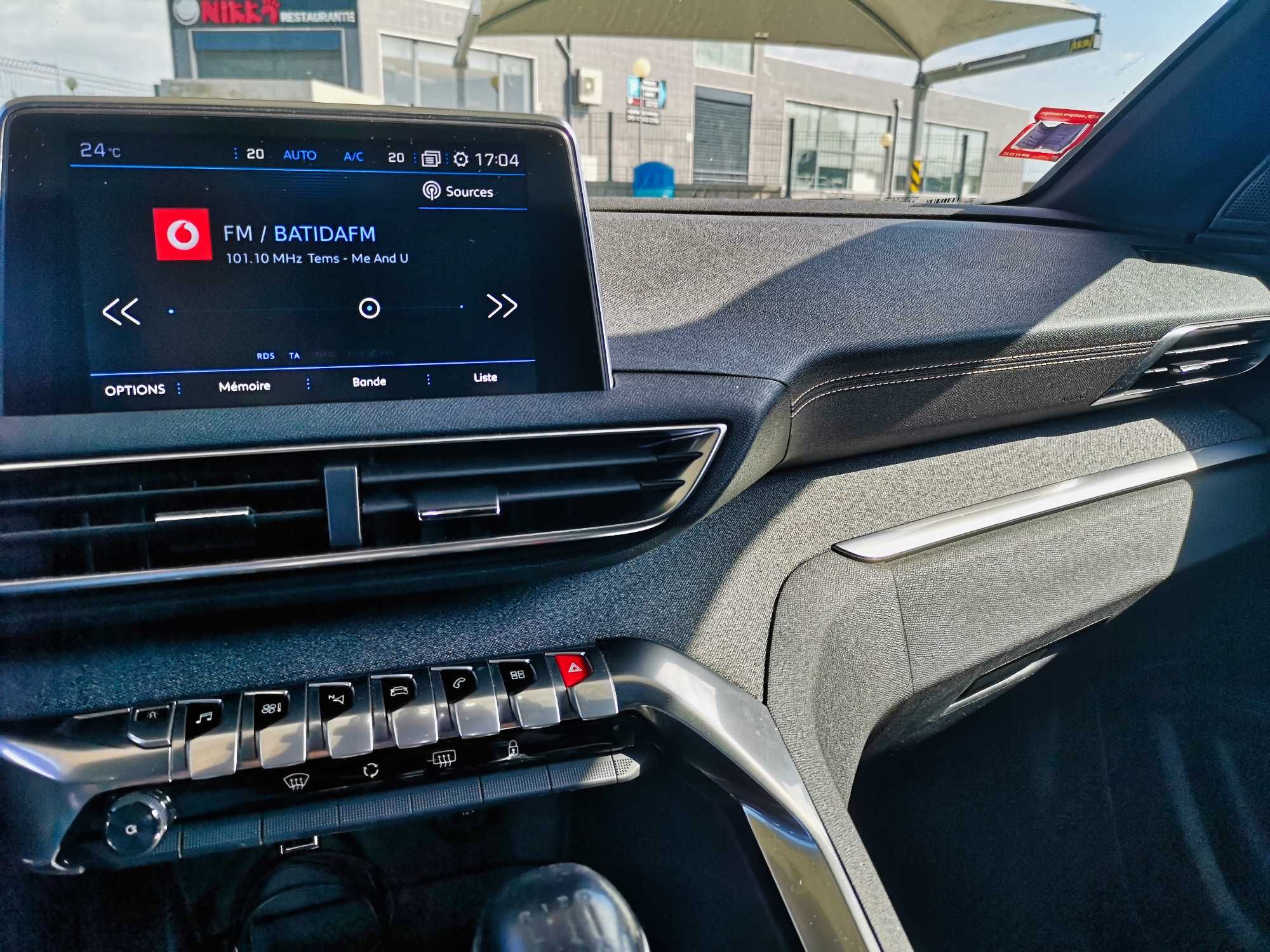 Oportunidade ! Peugeot 3008 GT Line (top da Linha) com Teto solar