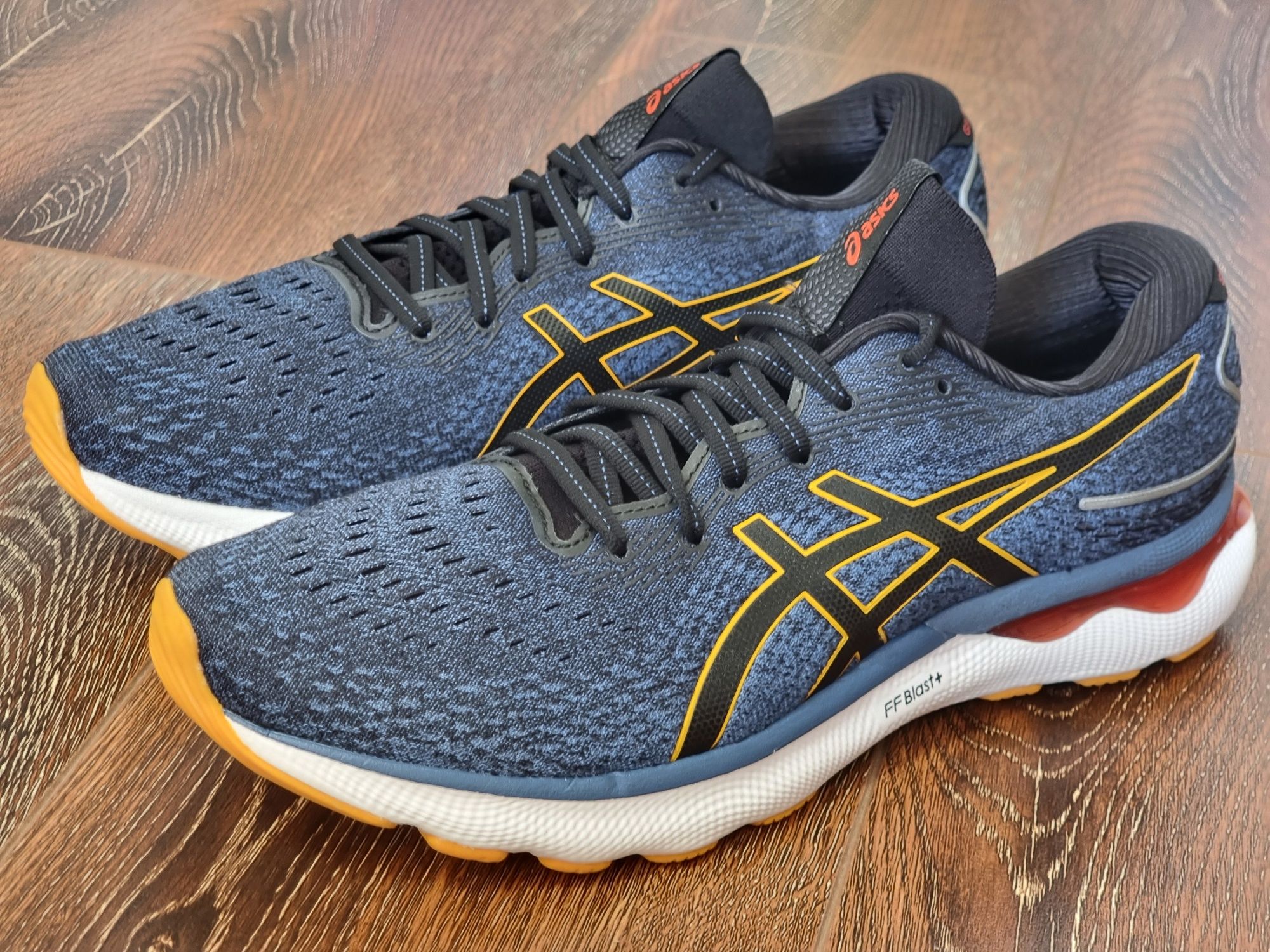 Оригінал 100% чоловічі кросівки asics nimbus 24 euro 45