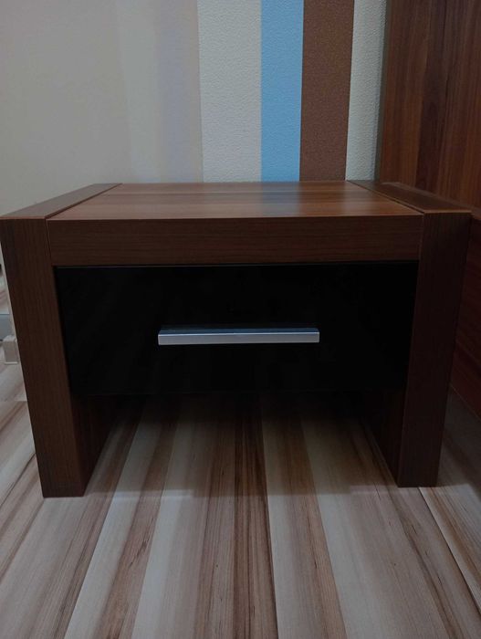 Meble do sypialni łóżko 160x200 cm szafki nocne komoda