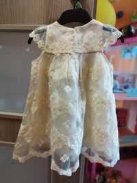 Koronkowa sukienka niemowlęca