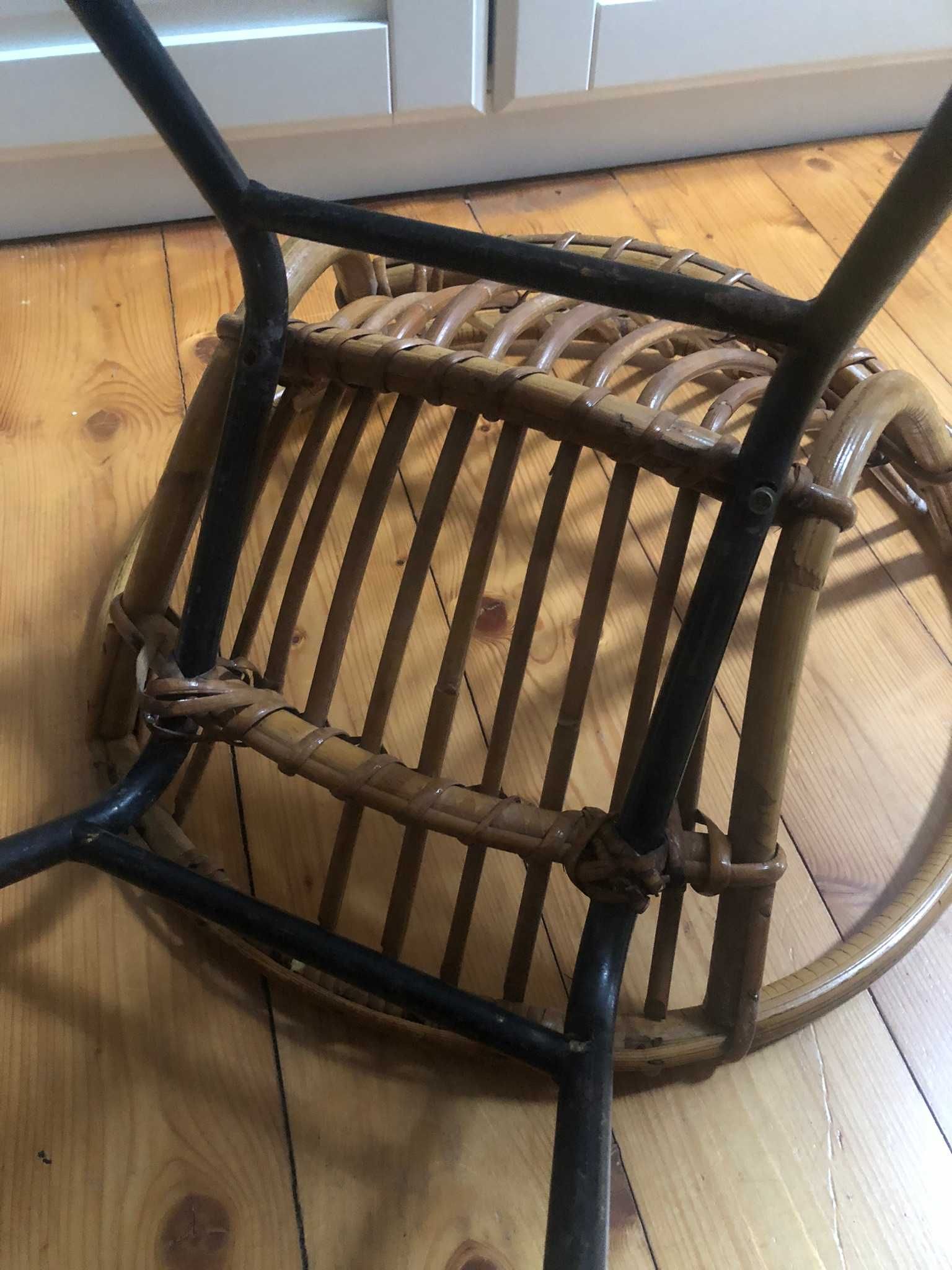 Stary fotelik krzesełko dziecięce bambus rattan lata 60 czasy PRL